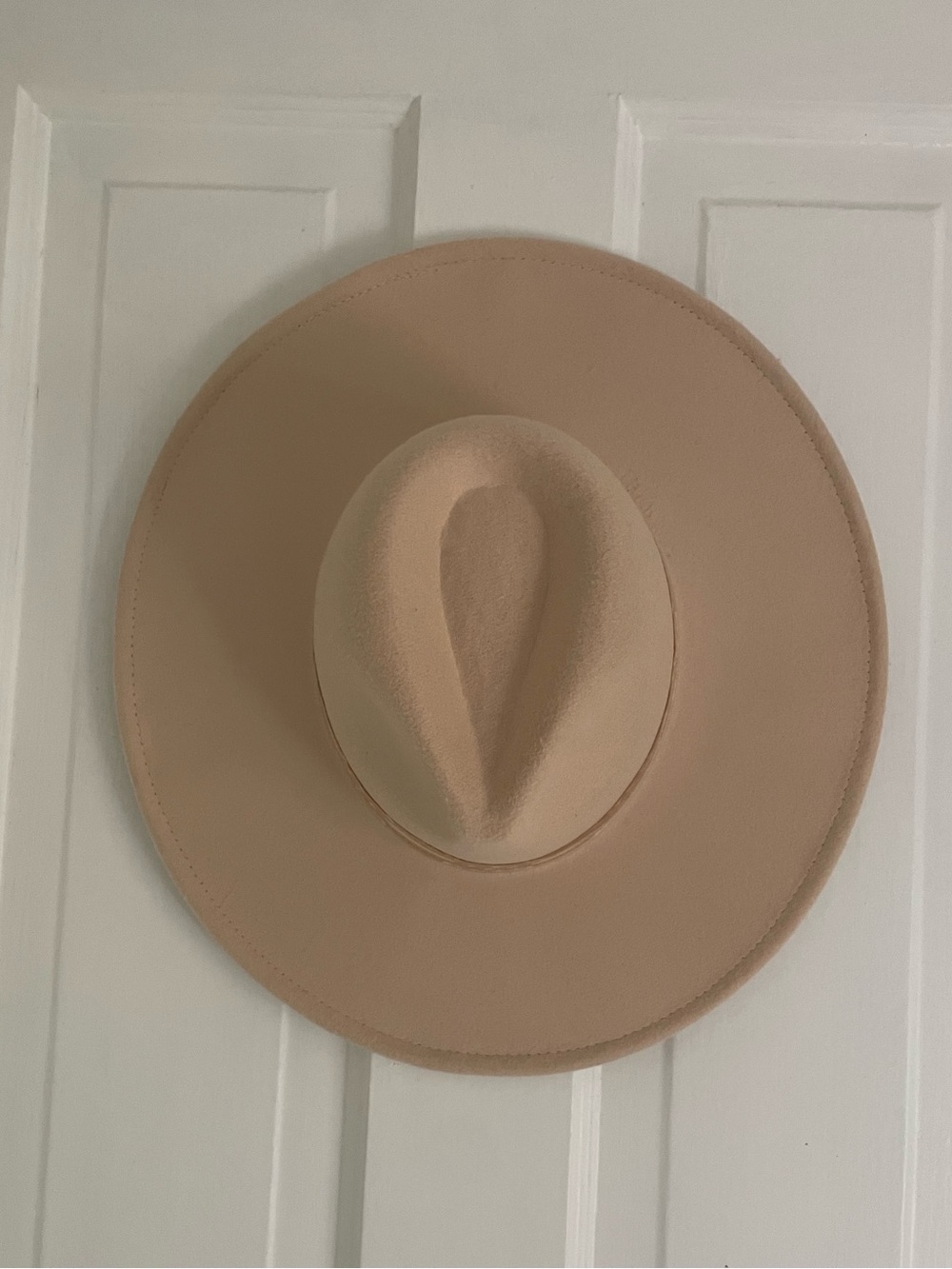 Wide Brim Tan Felt Fedora Style Boutique Hat